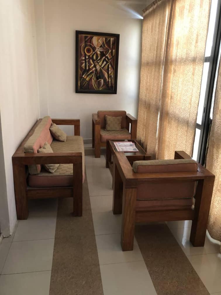Residence Les Calanques Dakar Bagian luar foto