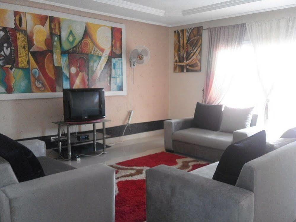Residence Les Calanques Dakar Bagian luar foto