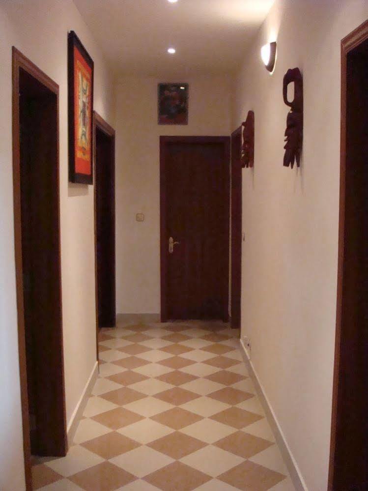 Residence Les Calanques Dakar Bagian luar foto