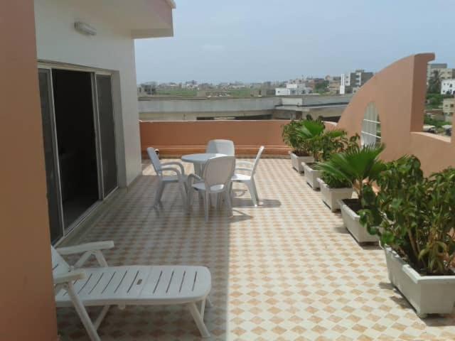 Residence Les Calanques Dakar Bagian luar foto